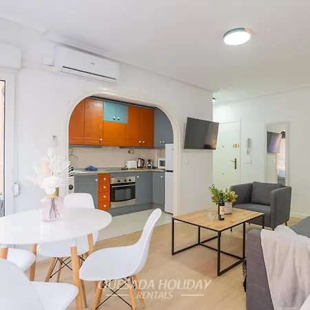 100mt To Centre Apartament Torrevieja